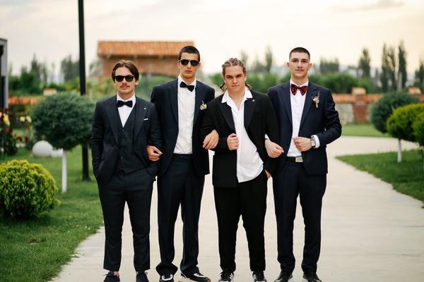 fall wedding guest outfit ideas
